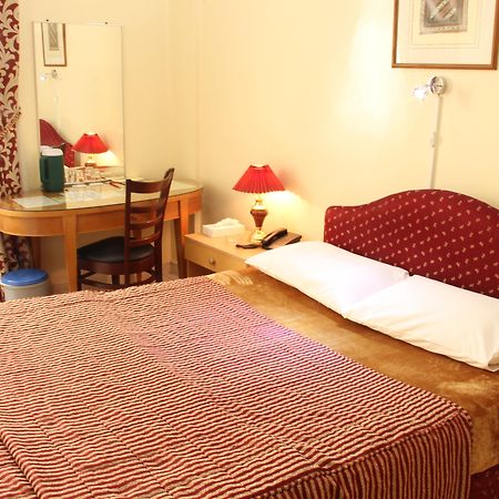 דובאי Royalton Hotel מראה חיצוני תמונה