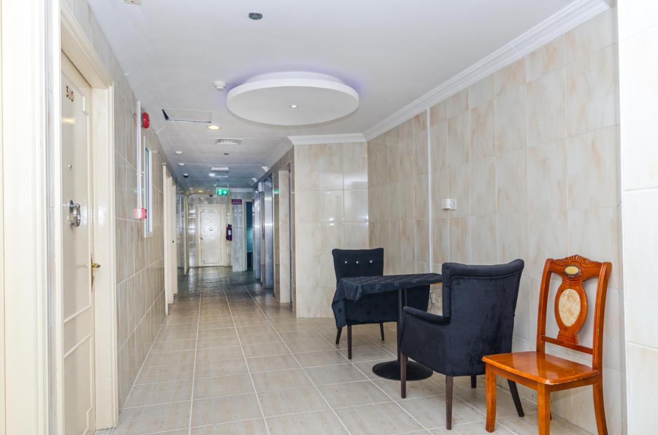 דובאי Royalton Hotel מראה חיצוני תמונה