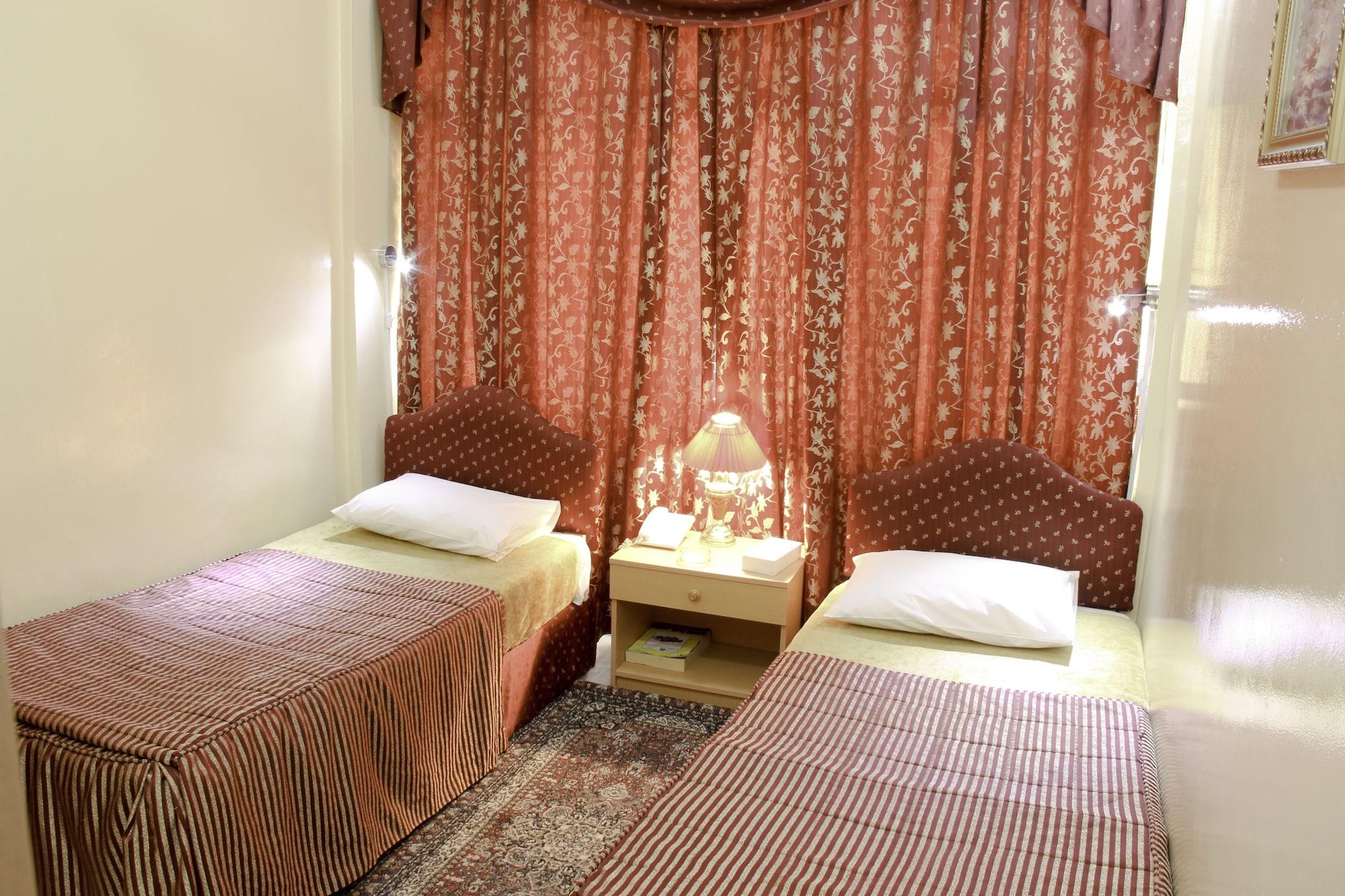 דובאי Royalton Hotel מראה חיצוני תמונה