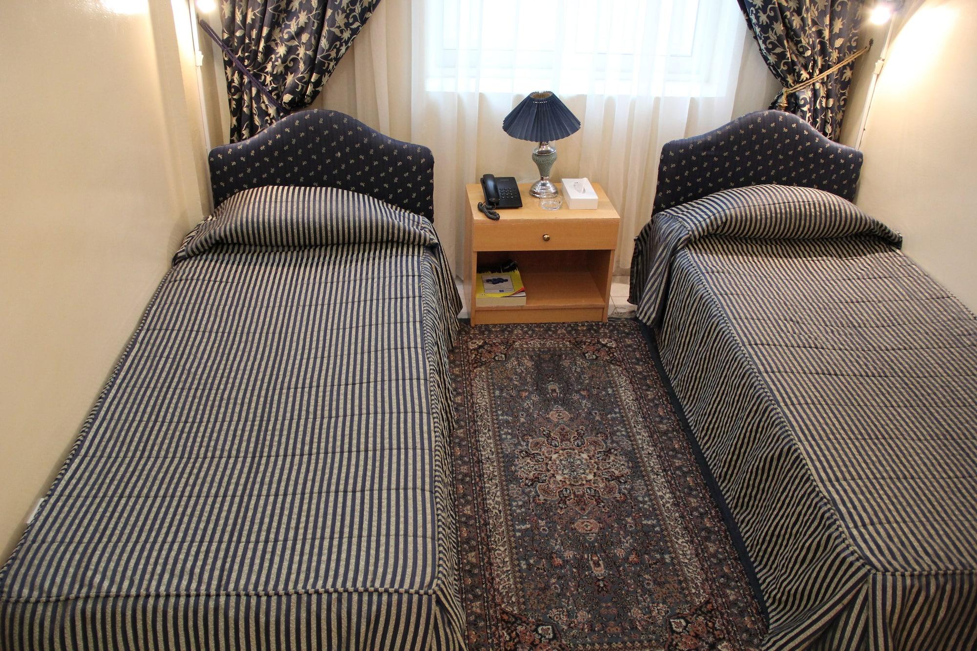 דובאי Royalton Hotel מראה חיצוני תמונה