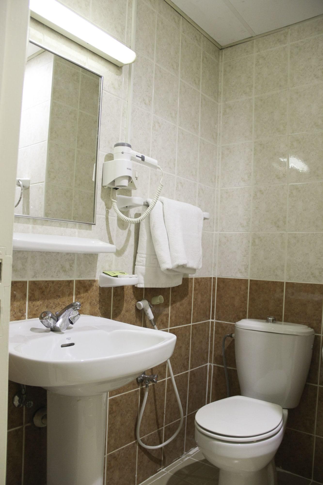 דובאי Royalton Hotel מראה חיצוני תמונה