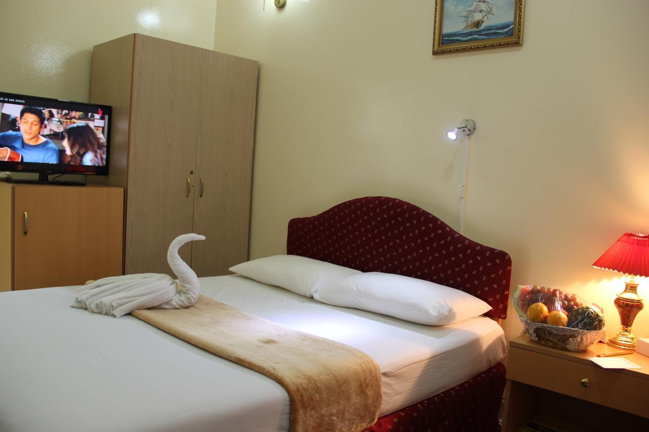 דובאי Royalton Hotel מראה חיצוני תמונה